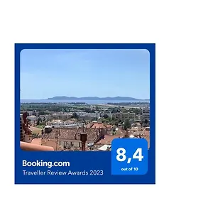 https://hyres-mdival-grand-appartement-de-charme-de-60m2.aixenprovencehotels.org
